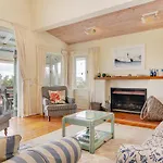 Baleen Beach House