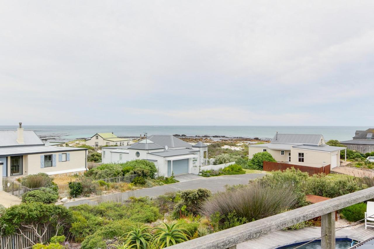 Holiday home Baleen House